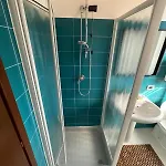 Апартаменты Lakefront With Panoramic Pool