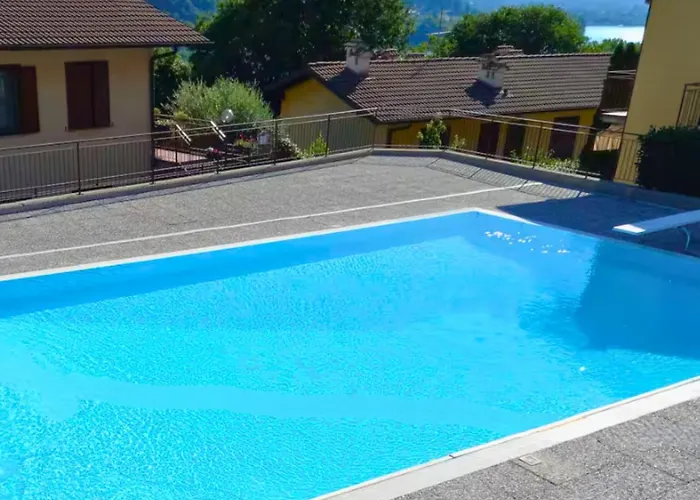 Apartamento Lakefront With Panoramic Pool